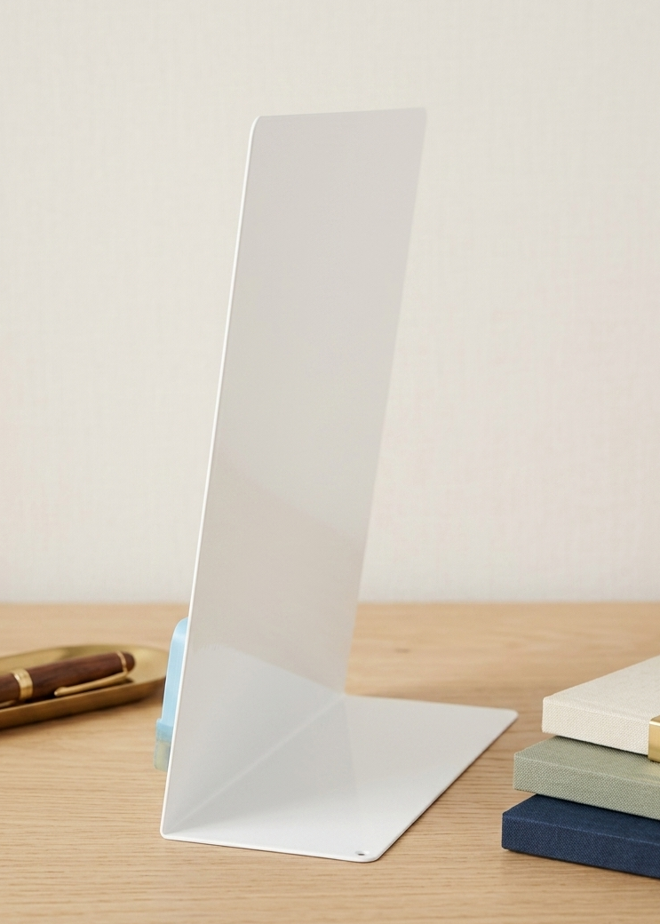 A5 Magnetic Whiteboard Display